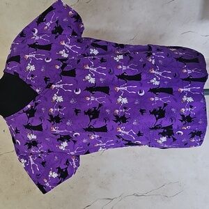 Gabby Brooke Halloween Theme Short Sleeve VNeck Medical Scrub Top Women's Size M